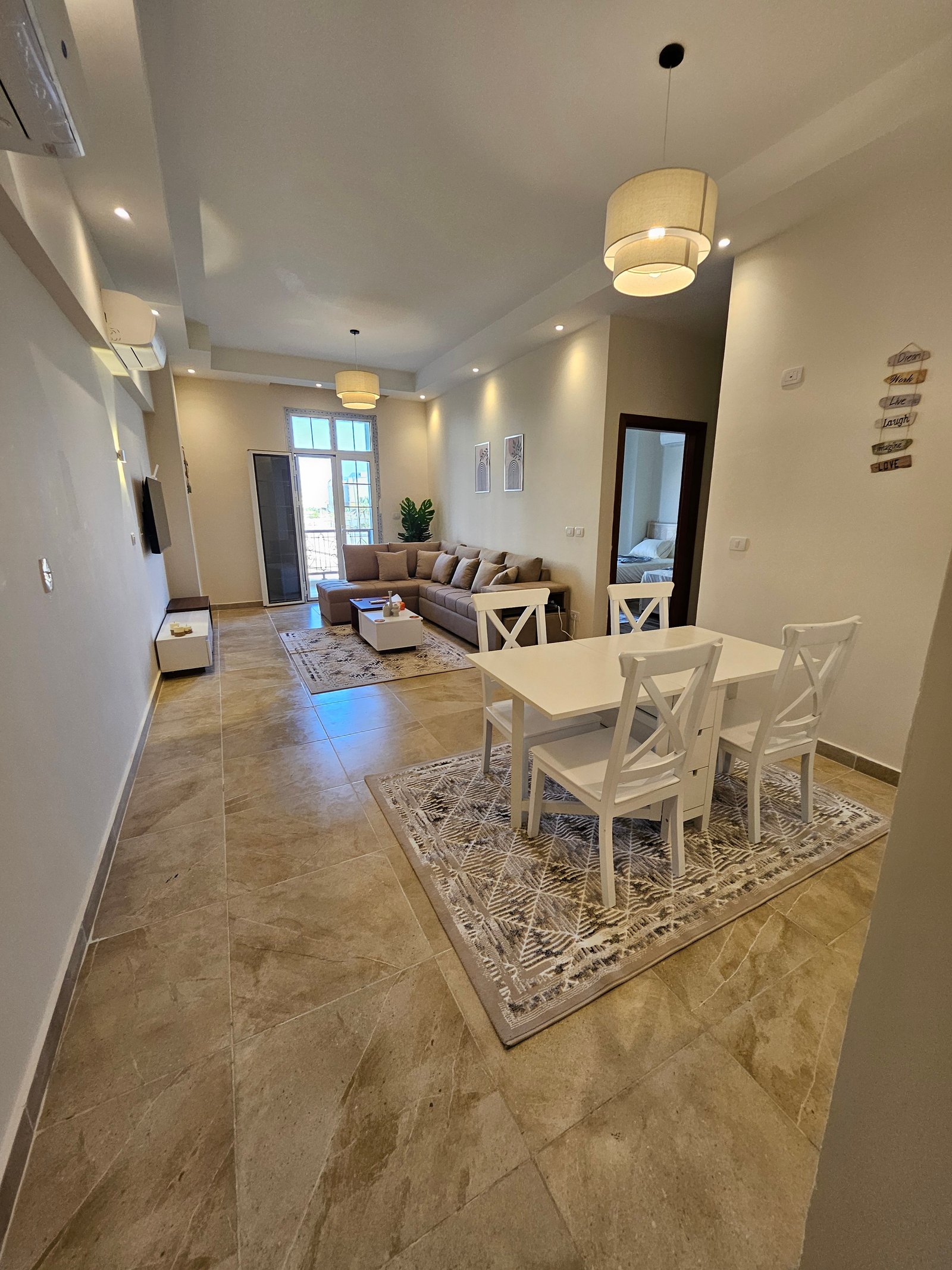 Latin District family flat